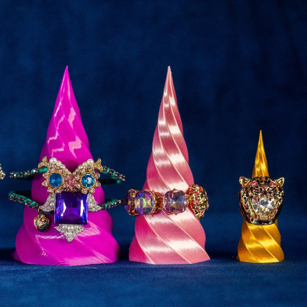 Bracelet or Ring Holder